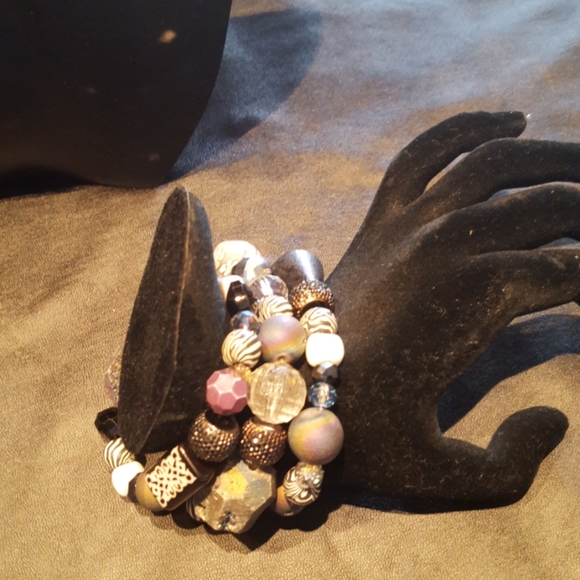 Handmade Earrings and Bracelets - Picture 3 of 4